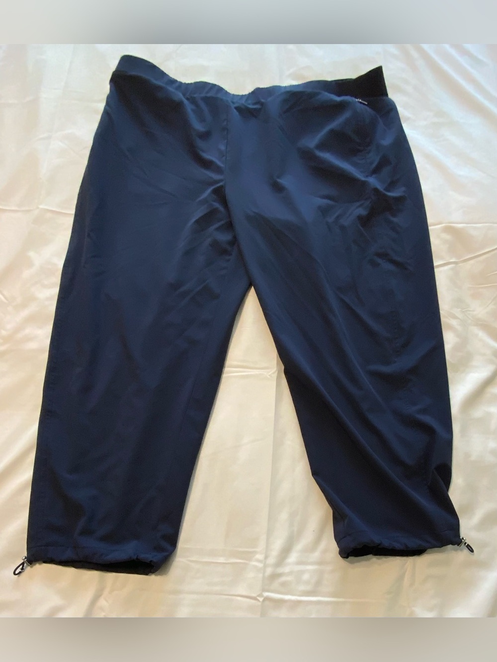 Chico Zenergy Women’s Pants Size 4 (20-22) Navy Bungee Crop Lightweight Pull On